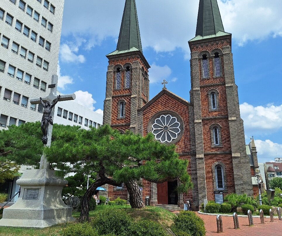 Gyesan Catholic Church-大邱必去景点