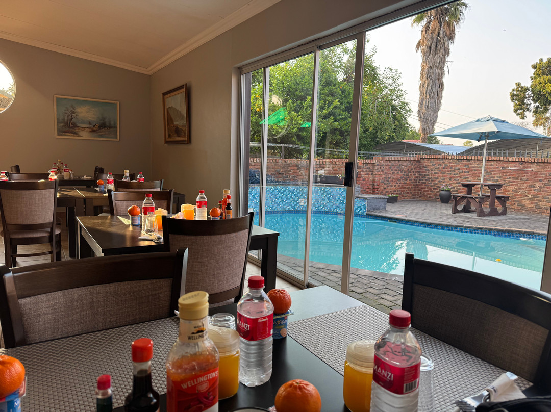 Housemartin Guest House主图