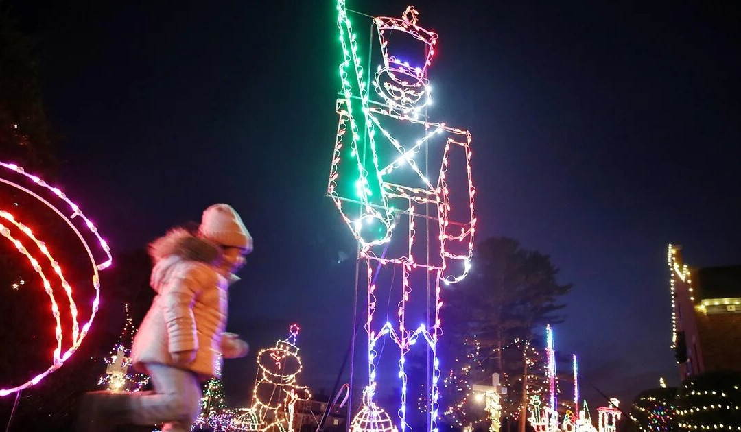 Edaville Holiday Festival of Lights-Carver必去景点