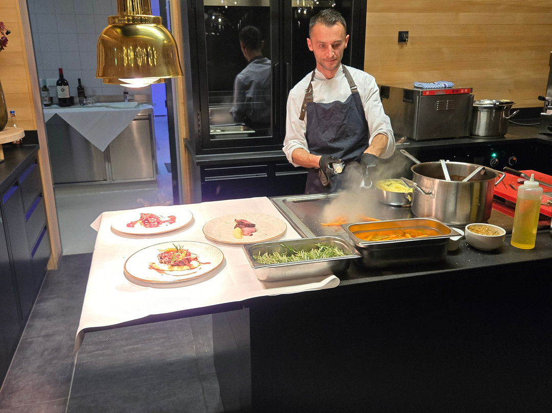 Torghele's Wald + Fluh主图