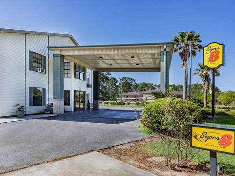 Super 8 by Wyndham Kinder/Coushatta Near Casino