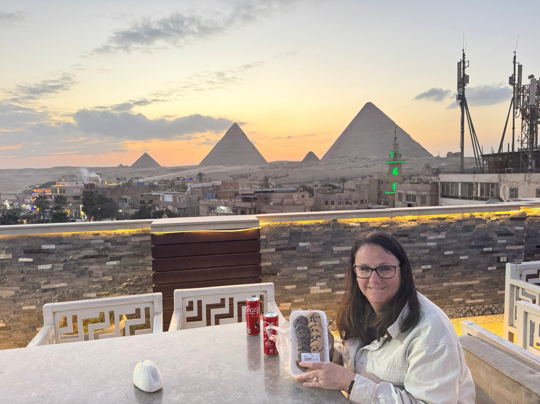 Al-Fayed Pyramids Inn