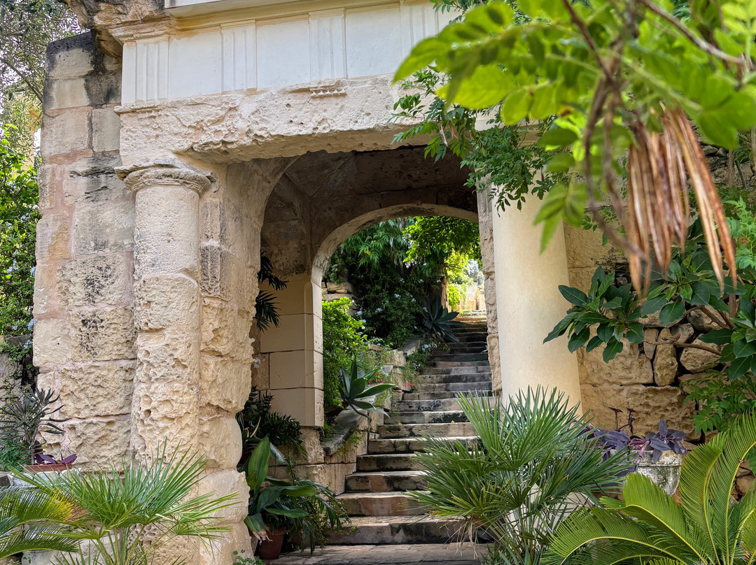 Friends of Villa Frere-Pieta必去景点