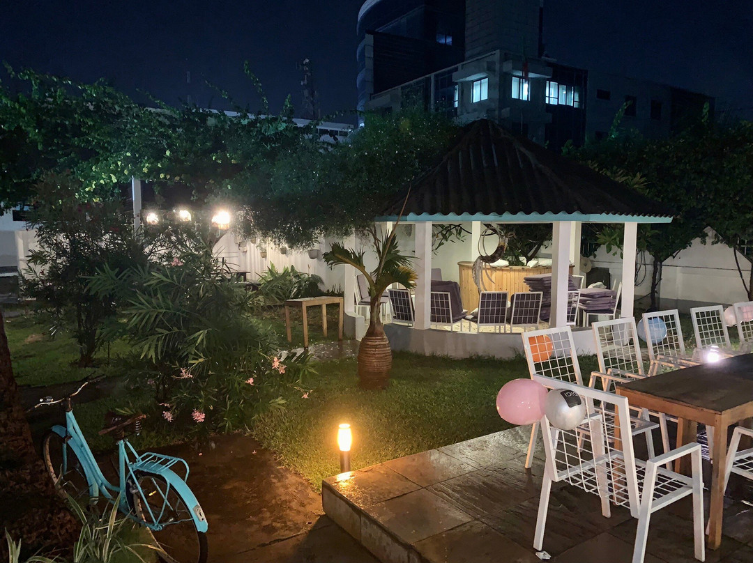 Agblangandan酒店住宿-L'imprevu