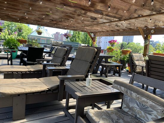 时代广场套房酒店主图