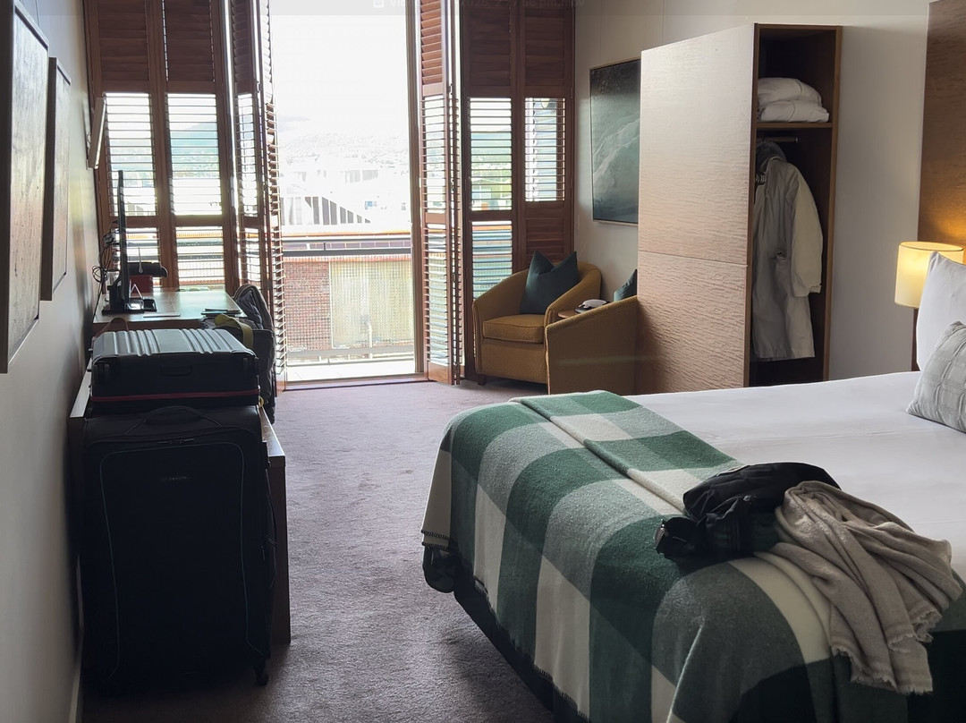 亨利琼斯艺术酒店主图