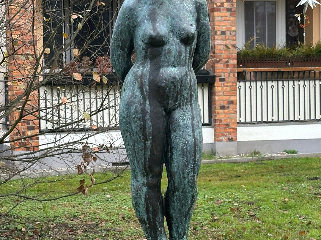 Mädchenakt-Frankfurt (Oder)必去景点