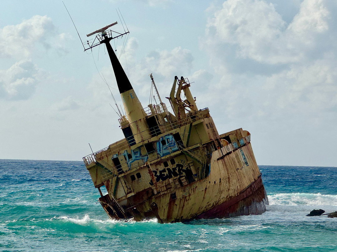 Edro III Shipwreck-Peyia必去景点