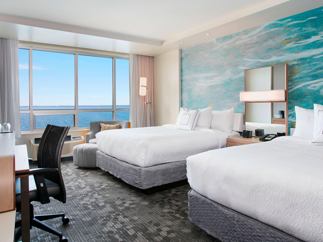 伊利酒店住宿-Courtyard By Marriott Erie Bayfront
