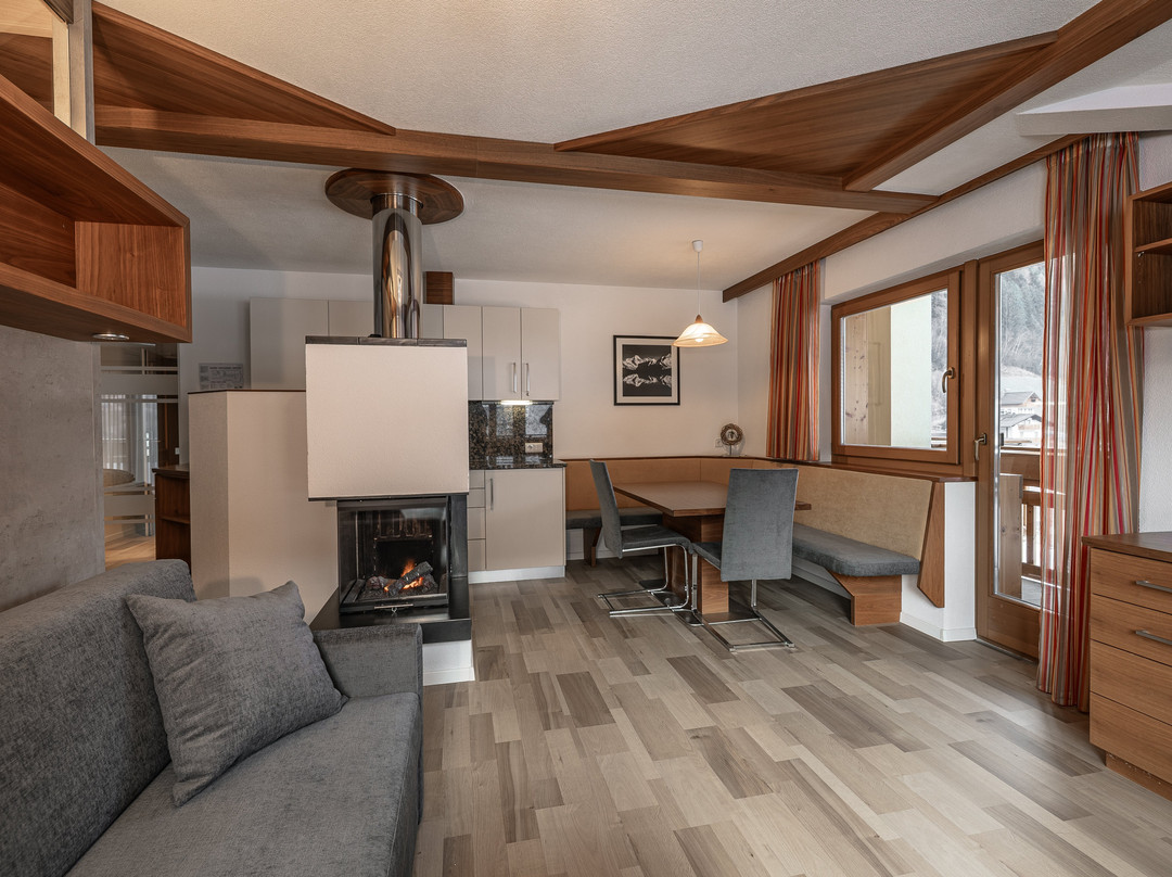 Martinshof Berg Herz Hotel主图