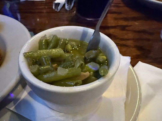 Tailgators Pub & Grill