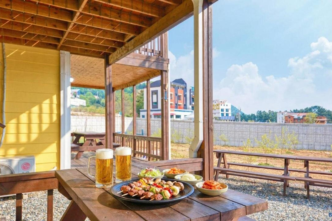 三清好友旅馆