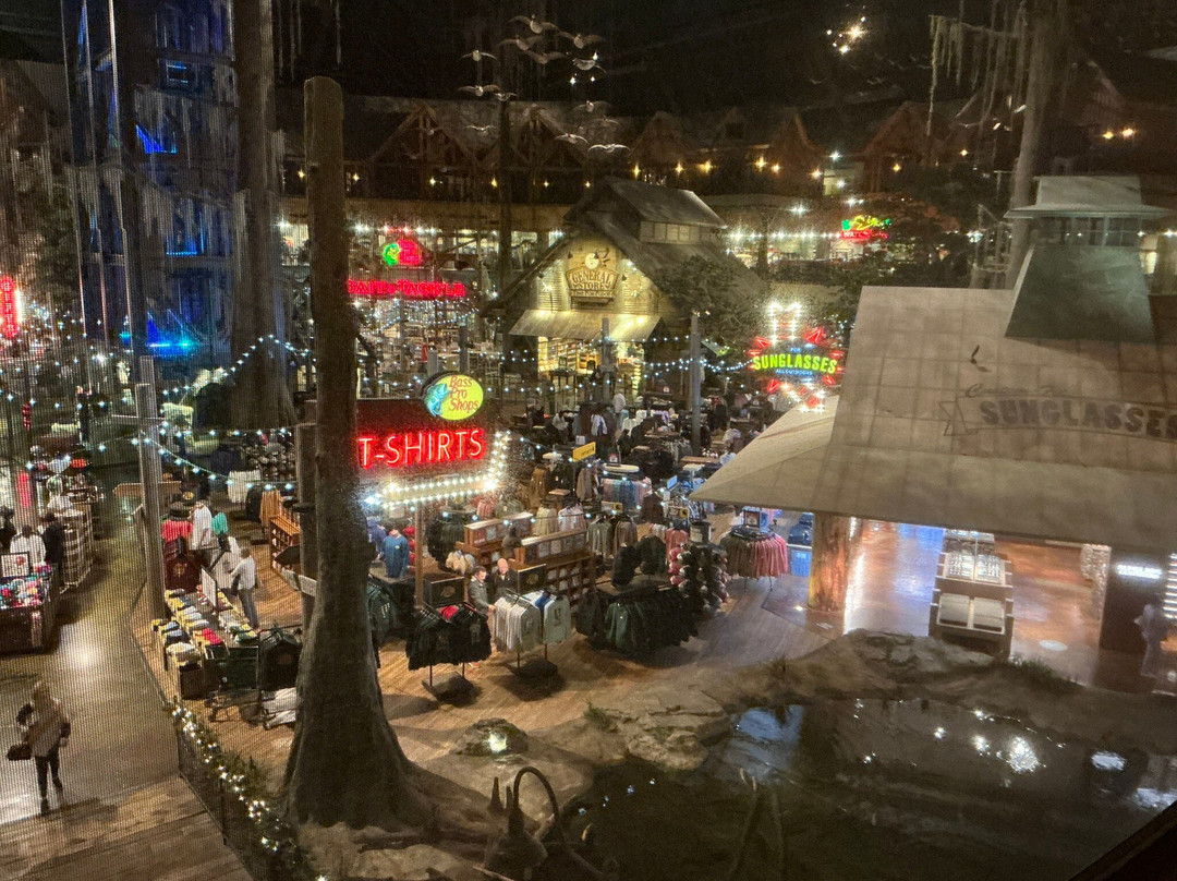 Bass Pro Shops at the Pyramid-孟菲斯必去景点