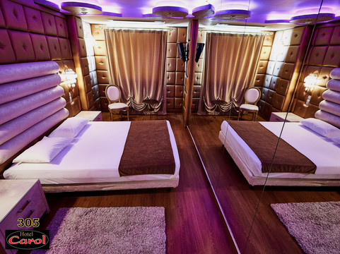 Carol Hotel主图