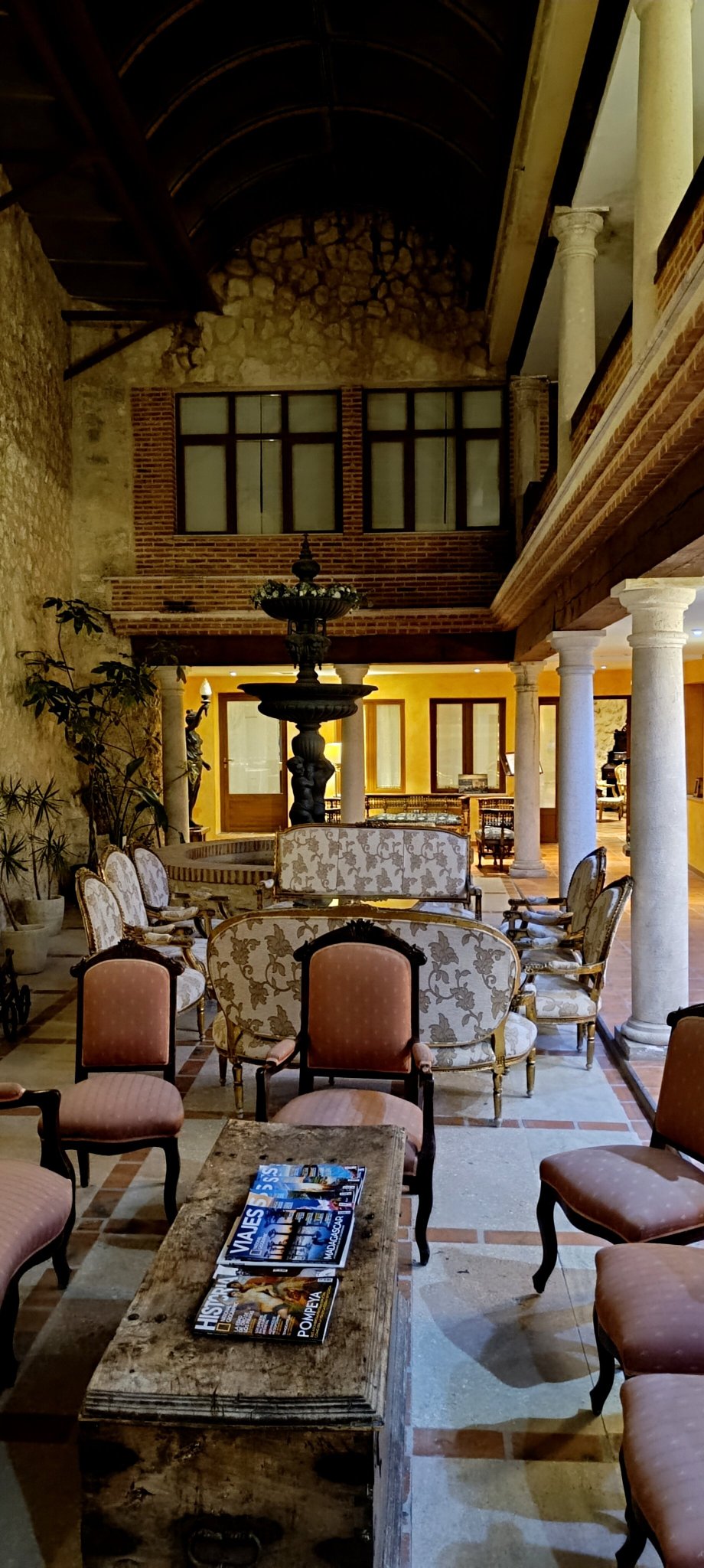 Residencia Real Castillo de Curiel-官方