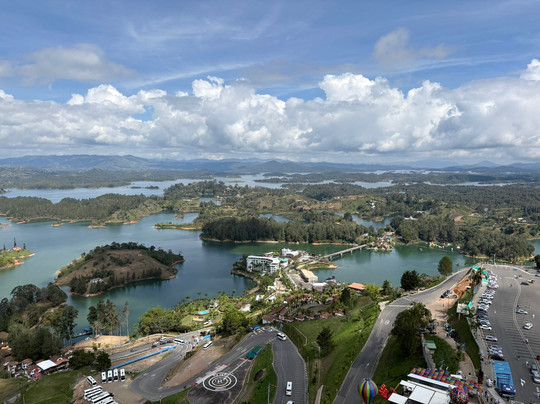 El Penon de Guatape-Guatape必去景点