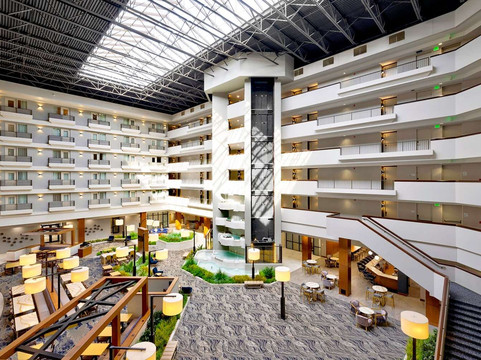 达文波特希尔顿逸林酒店