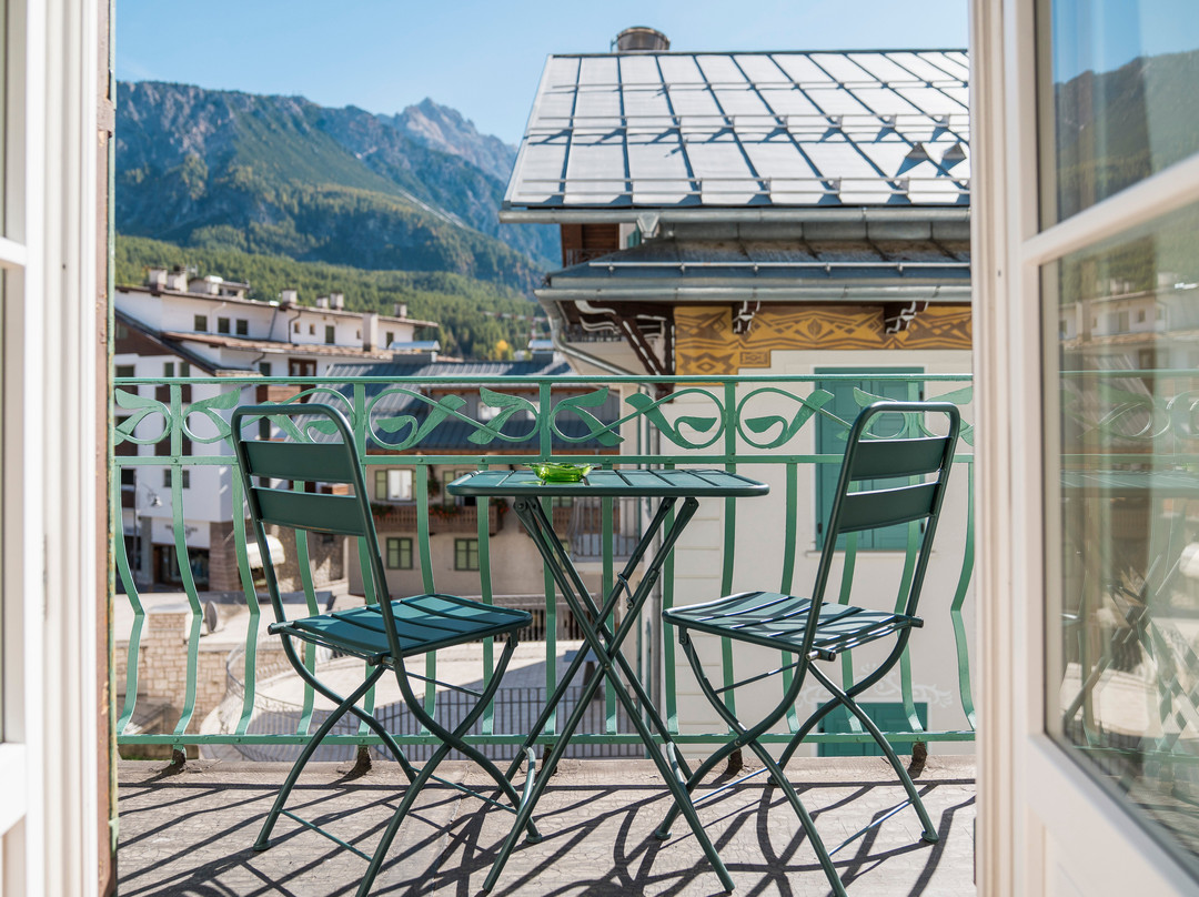 蒙大拿酒店主图