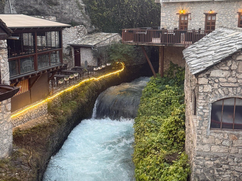 Crooked Bridge (Kriva Cuprija)-莫斯塔尔必去景点