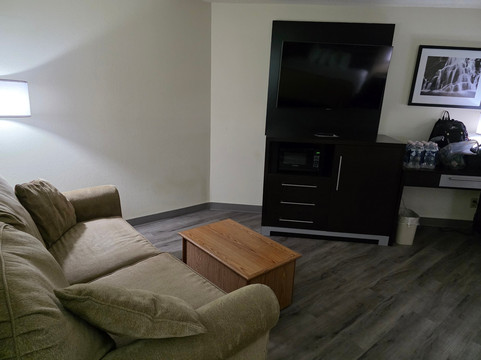 格林呗盟套房酒店主图