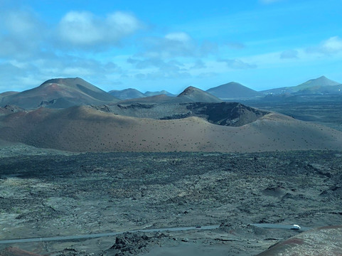 First Minute Travel-阿雷西费必去景点