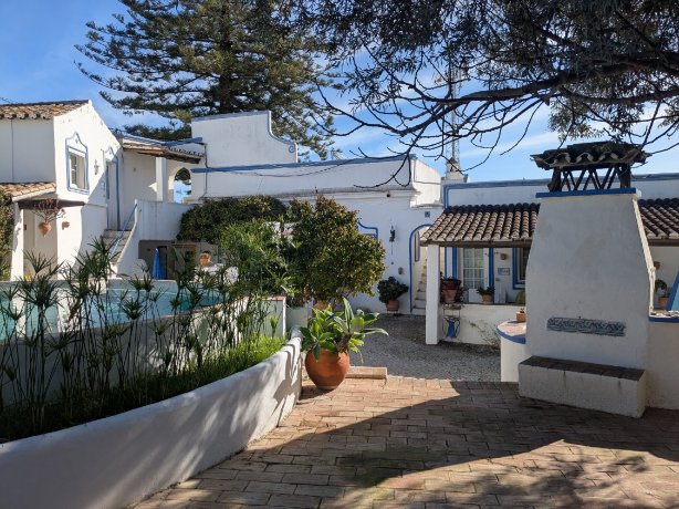 奎塔多卡拉科尔酒店-官方