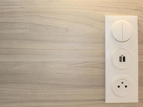 嘉廷内普莱喜Première Classe酒店