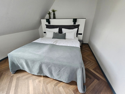 花园客房酒店主图