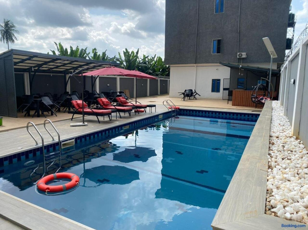 Victia Suite and Lounge