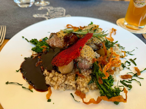 赫尔曼酒店主图