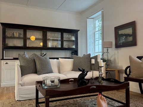 Robertson Manor主图