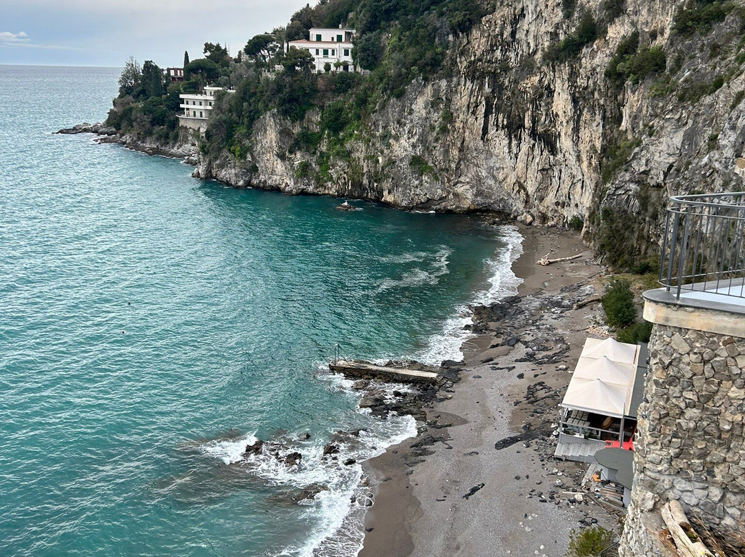 Giardini del Fuenti-滨海维耶特里必去景点