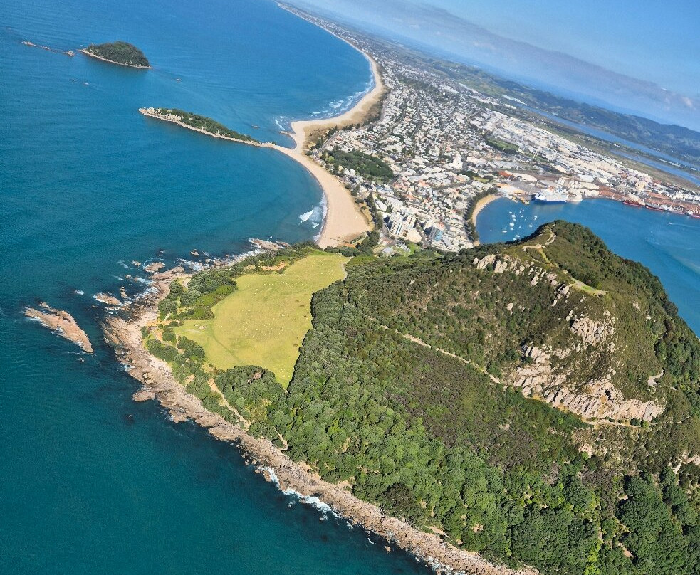 Adventure Helicopters-芒格努伊山必去景点