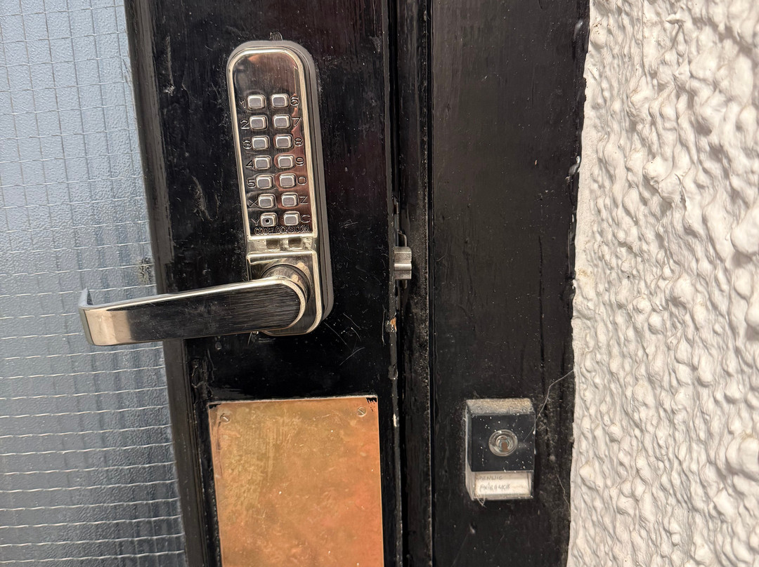 彭威戈酒店主图