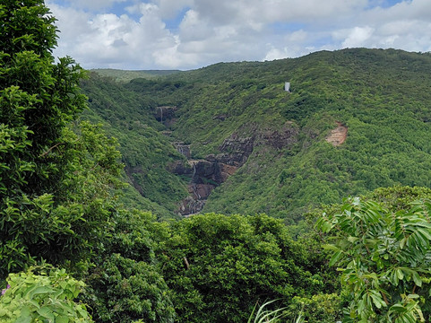 Les 7瀑布-黑河必去景点