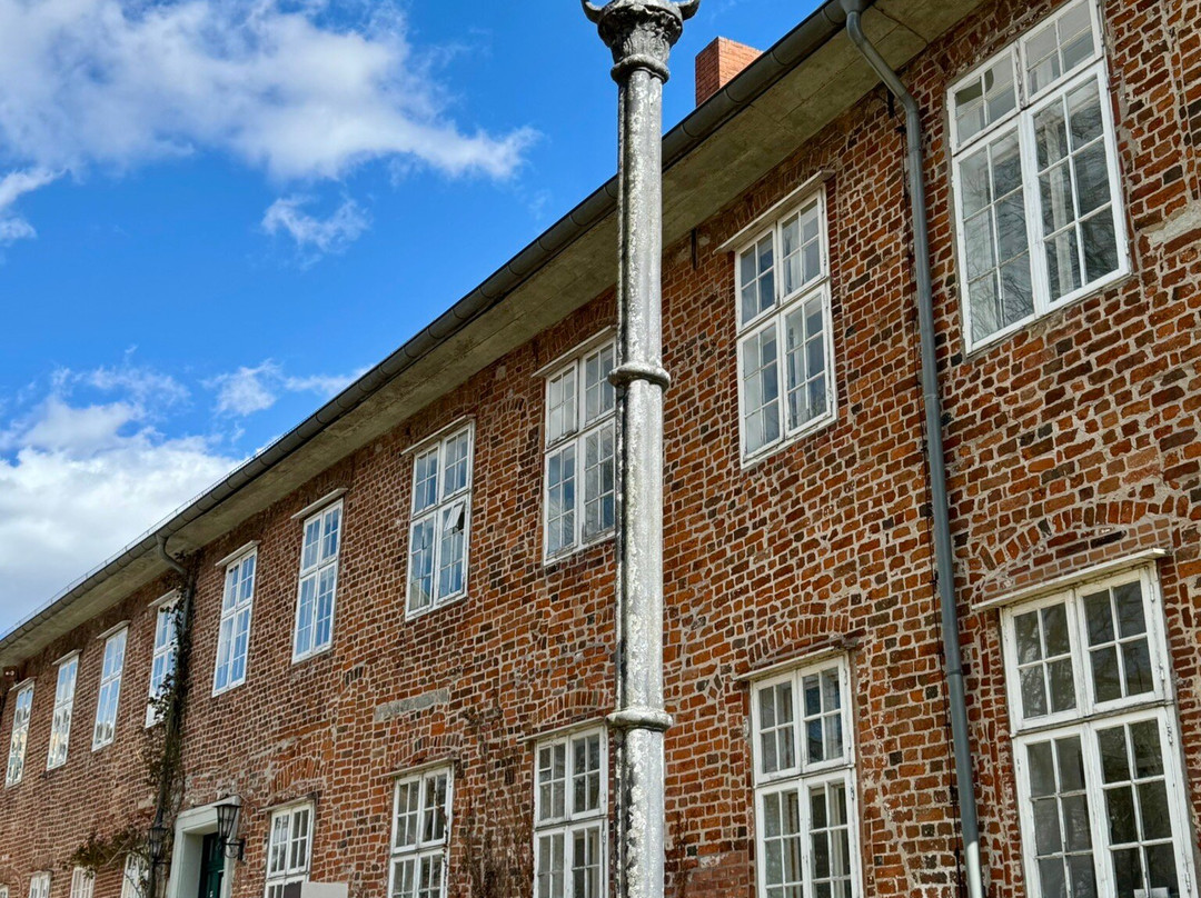 Schloss und Schlossturm-Lauenburg an der Elbe必去景点
