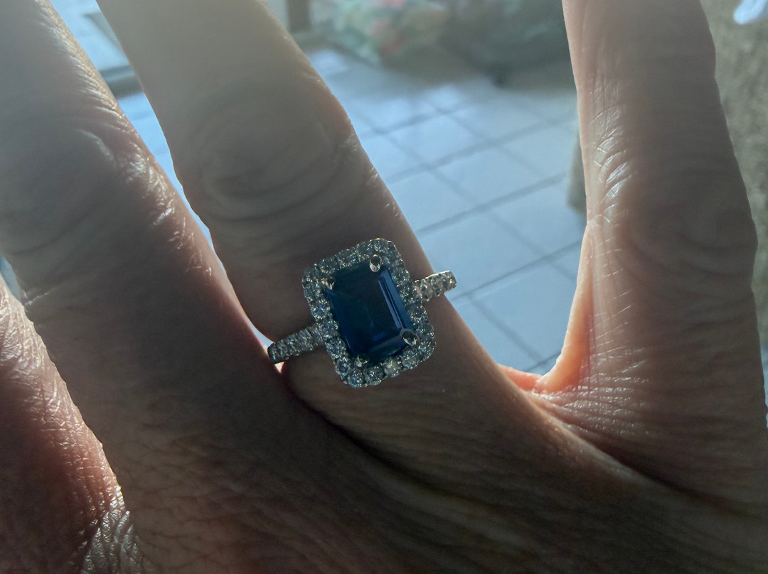 Gold Mine Fine Jewelry-圣 托马斯必去景点