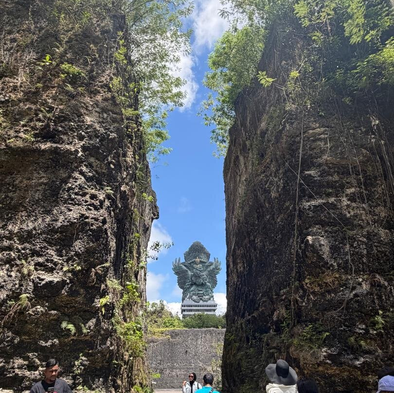 Theeraa Ulaa Holidays-雪州必去景点