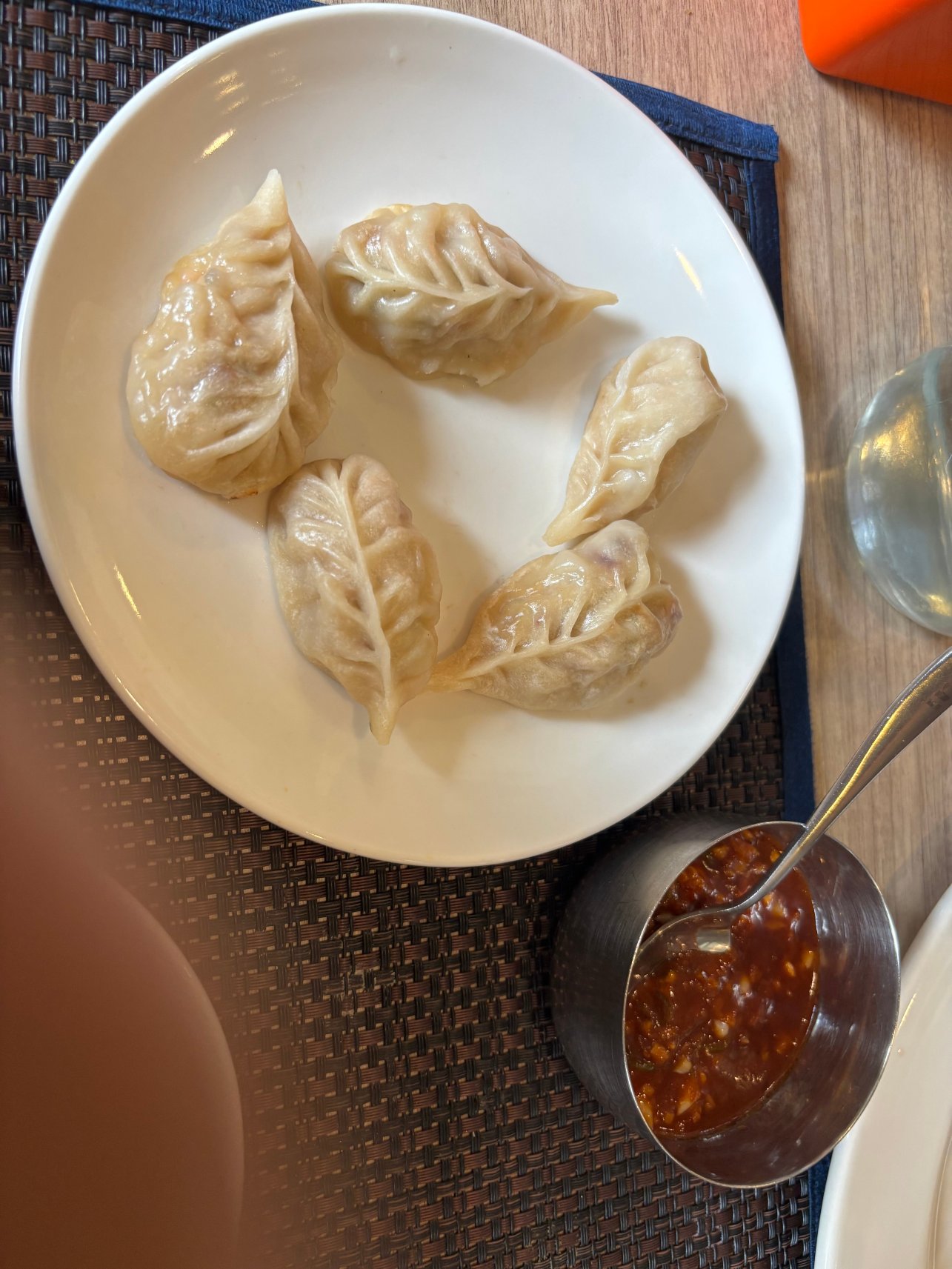 布巴内什瓦尔兰花IRA酒店-官方