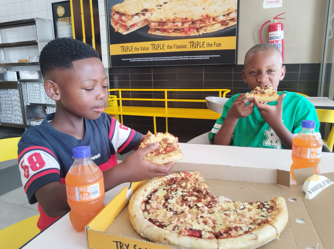 Debonairs Pizza