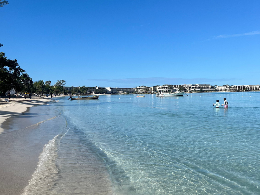 热港全包悦宜湾奢享酒店主图