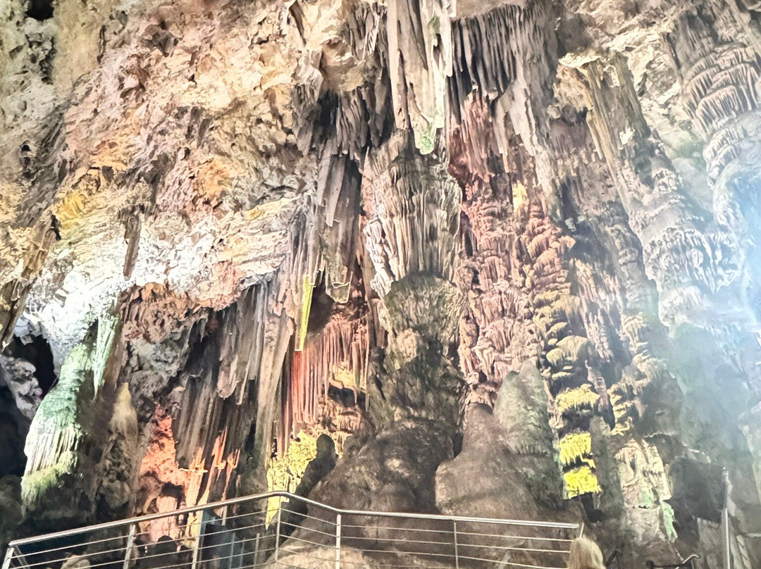 St. Michael's Cave-直布罗陀必去景点