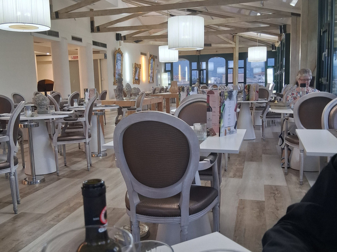 哥伦比亚健康温泉酒店主图