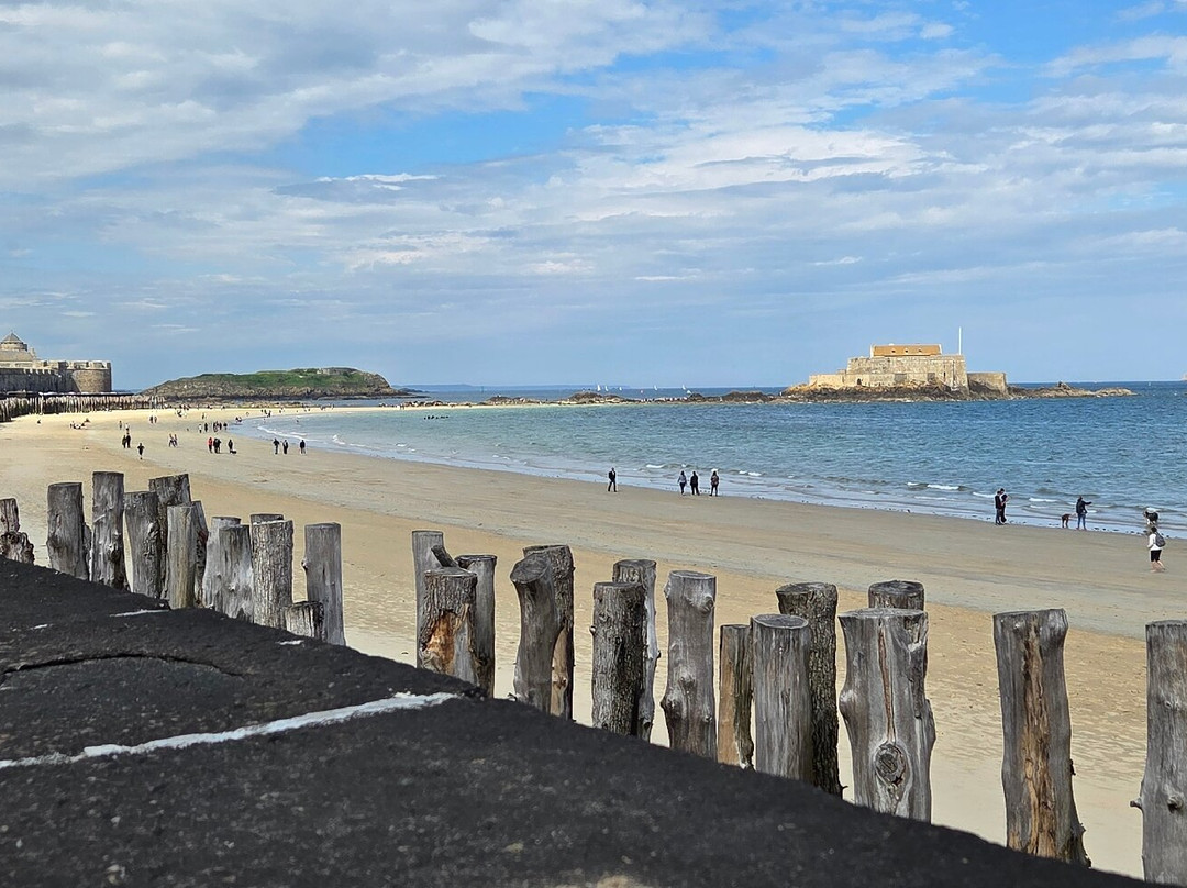 Grande Plage du Sillon-圣马洛必去景点
