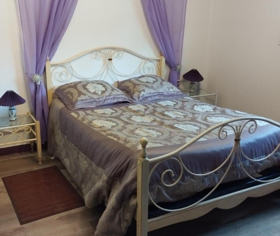 Saint Sauveur d'Aunis酒店住宿-Chambre d'Hôtes  La Paillote