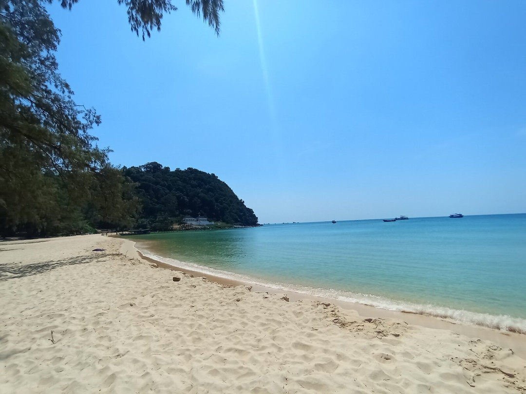 慵懒海滩酒店主图