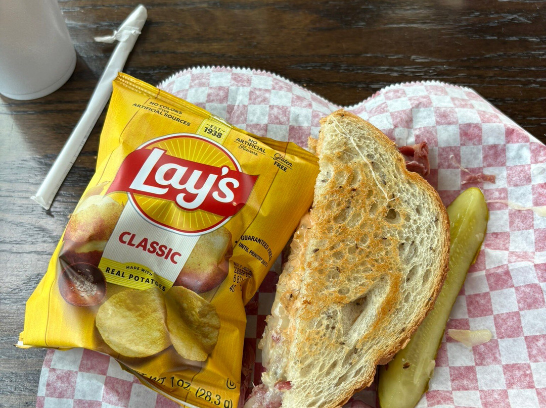 Red Bird’s Deli