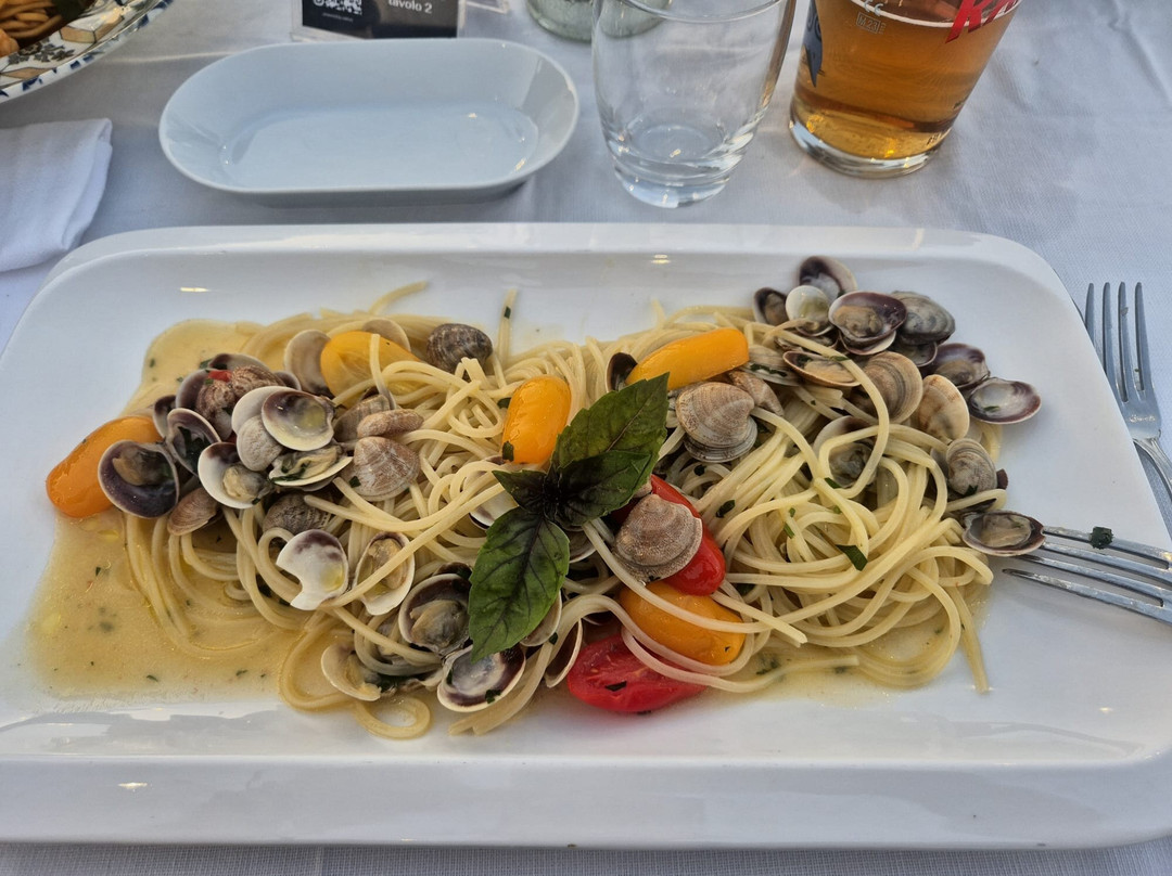 La Darsena Beach & Restaurant