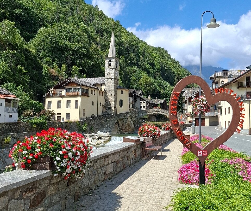 Chiesa Parrocchiale S. Antonio Abate-Fontainemore必去景点