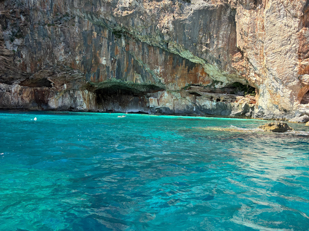 Blue Driving - Noleggio Gommoni ed escursioni nel Golfo di Orosei-奥罗塞必去景点
